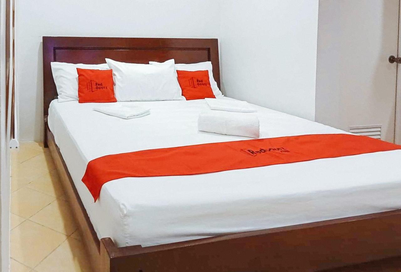 Reddoorz At David'S Travellers Inn Cavite General Trias  Exterior photo
